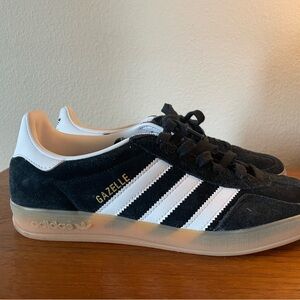 Adidas Gazelle Black / White Sneakers